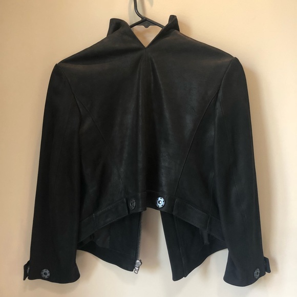 Cropped Thyskens’ Theory Leather Jacket - Picture 2 of 8
